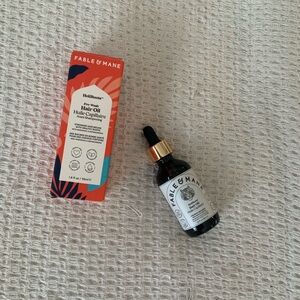 New Fable and Mane HoliRoots Pre Wash Hair Oil Strengthening Serum Treatment
